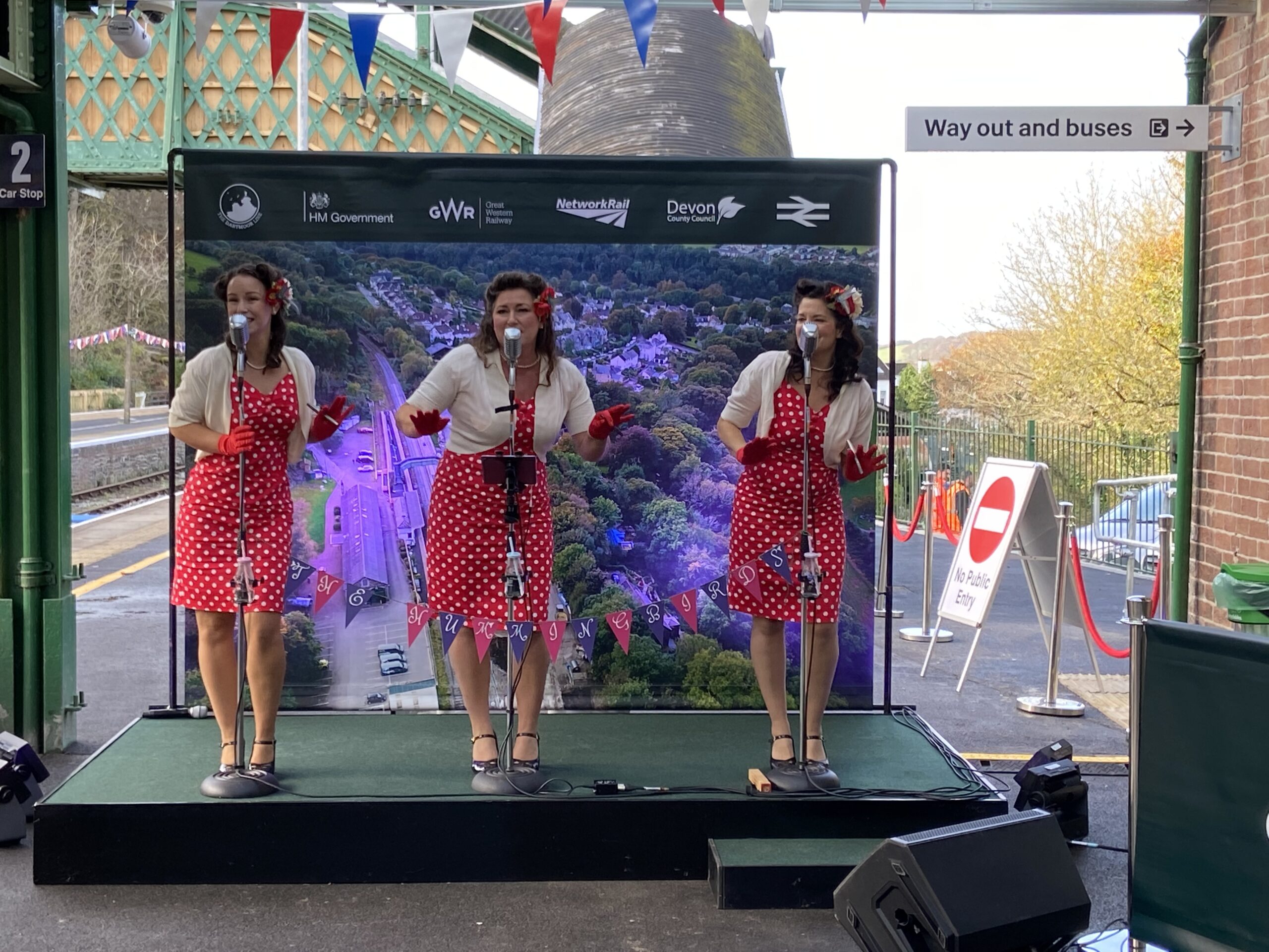 The Hummingbirds Perform at Okehampton Station